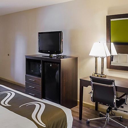 Quality Inn Biloxi Beach Экстерьер фото